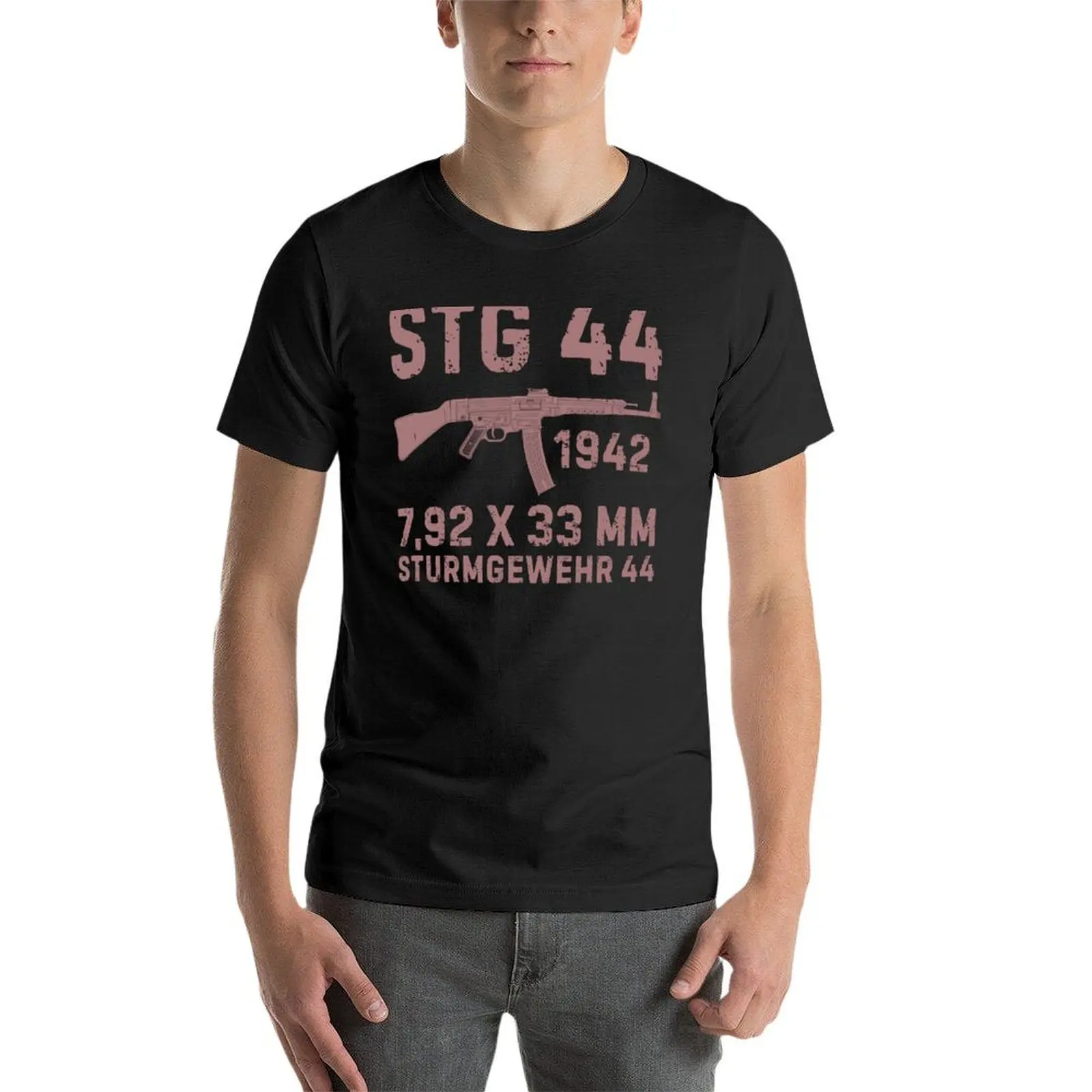 German assault rifle StG 44 fo - Summer Clothing Essentials Men recension och pris